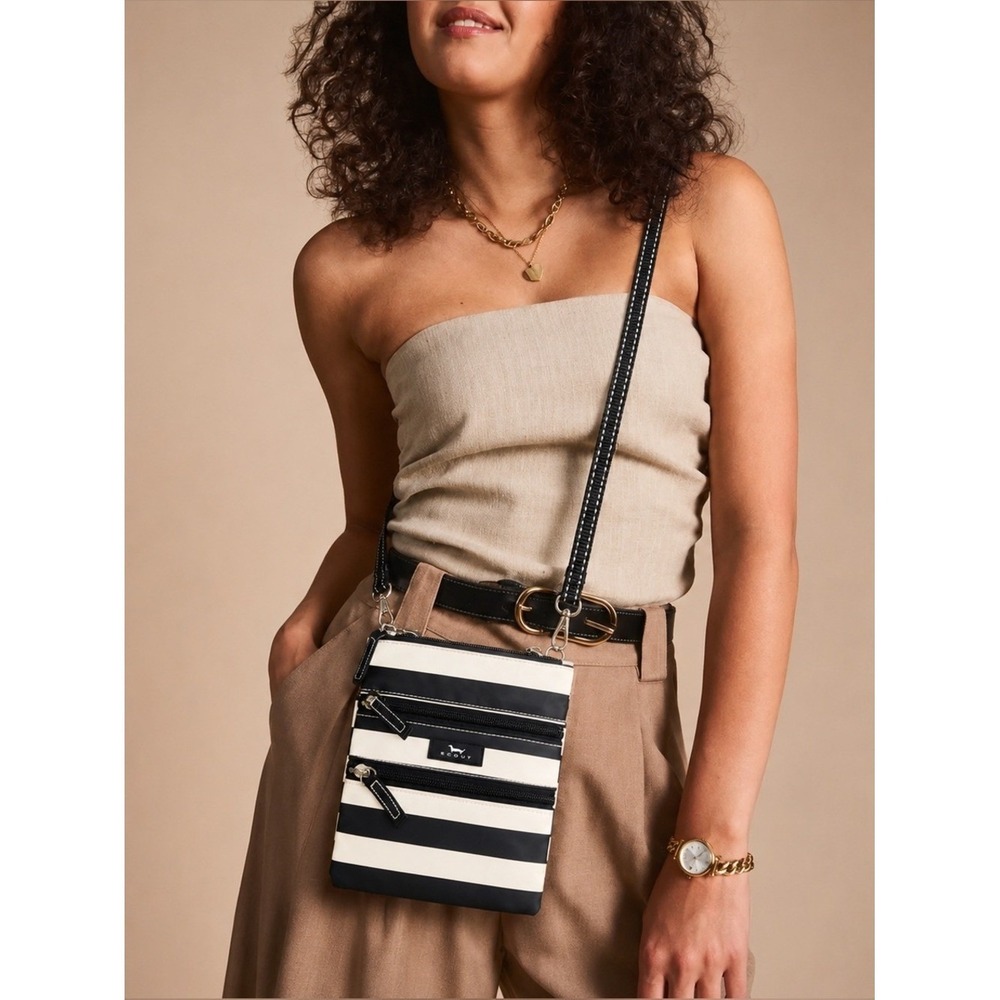 Scout Striped Scout-Sally Go Lightly Crossbody Bag Purse